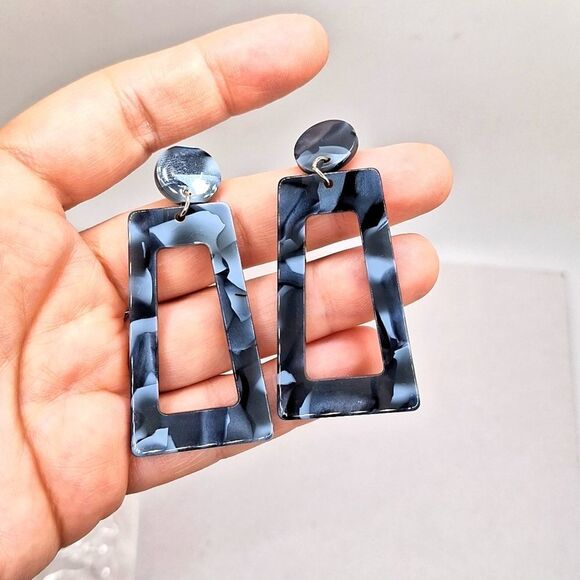 Gray marble Style Crush Geometric Resin Abstract Earrings tortoise shell - Picture 3 of 4